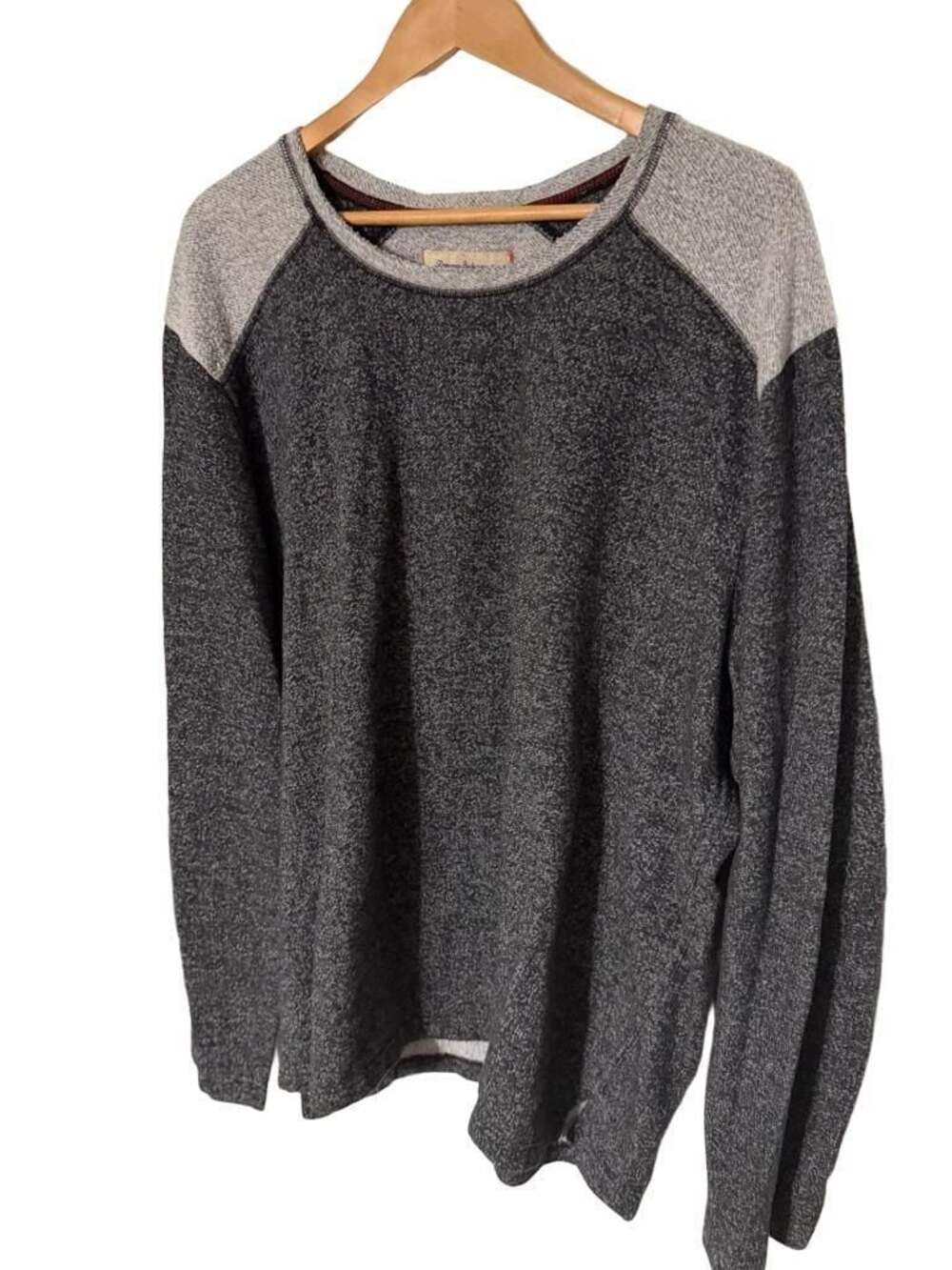 Tommy Bahama Men's Heathered Crewneck Long Sleeve Pullover Sweatshirt